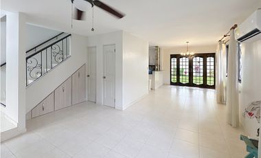 Ph. Ville di Firenze, Albrook - JAC