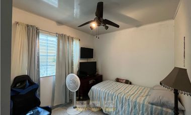 Venta de casa en Praderas de San Antonio 4 habitaciones