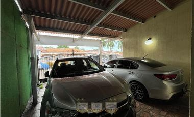 Venta de casa en Praderas de San Antonio 4 habitaciones