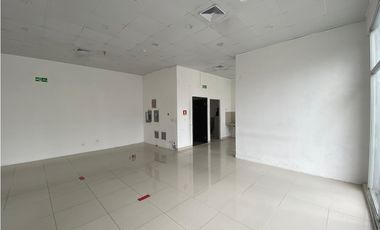 VIA ESPAÑA / PH PREMIUM / LOCAL / 102M / 2 ESPACIOS ABIERTOS / VACIO