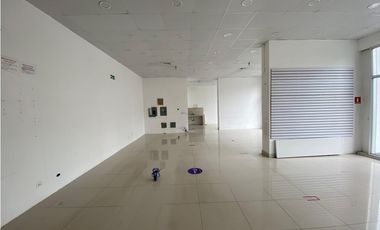 VIA ESPAÑA / PH PREMIUM / LOCAL / 102M / 2 ESPACIOS ABIERTOS / VACIO