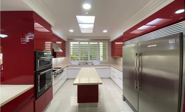 BETANIA / DOS MARES / 692M / 5 HABITACION / 2 NIVEL  / DEN / TERRAZA