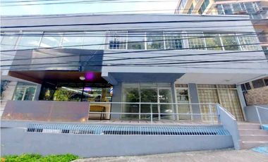 ALQUILER LOCAL DOS NIVELES EN EL CANGREJO A PASOS DE VIA ARGENTINA