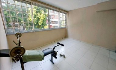 ALQUILER LOCAL DOS NIVELES EN EL CANGREJO A PASOS DE VIA ARGENTINA