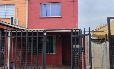 EN ARRIENDO DEPTO UBICADO EN VILLA FERNANDO DEBESA RGUA