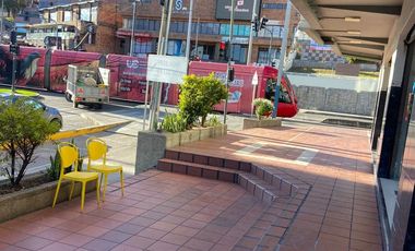 Departamento semi amoblado, sector Coliseo