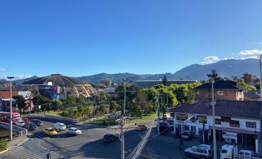 Departamento semi amoblado, sector Coliseo