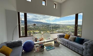 Departamento en Renta en Cumbayá, excelente ubicación