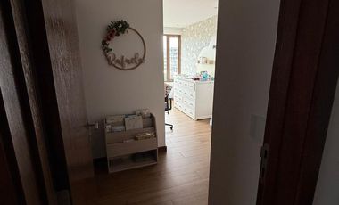 Departamento en Renta en Cumbayá, excelente ubicación