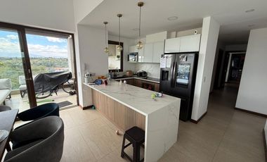 Departamento en Renta en Cumbayá, excelente ubicación