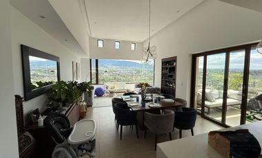 Departamento en Renta en Cumbayá, excelente ubicación