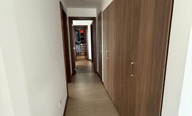 Departamento en Renta en Cumbayá, excelente ubicación