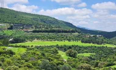 Terreno en Venta en Club de Golf Tres Marías ubicación privilegiada