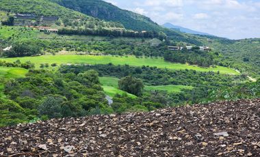 Terreno en Venta en Club de Golf Tres Marías ubicación privilegiada