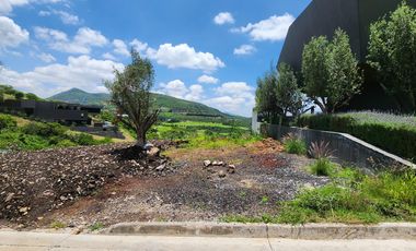 Terreno en Venta en Club de Golf Tres Marías ubicación privilegiada