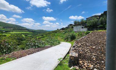 Terreno en Venta en Club de Golf Tres Marías ubicación privilegiada