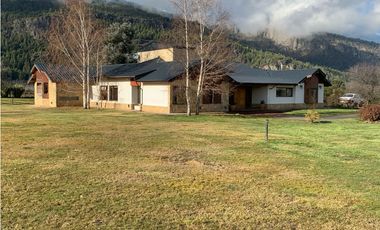 SE ALQUILA IMPORTANTE PROPIEDAD EN EL BOLSÓN