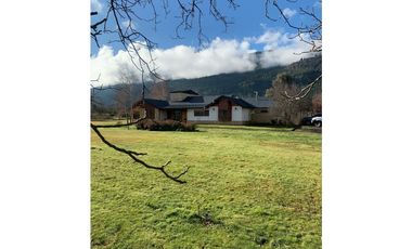 SE ALQUILA IMPORTANTE PROPIEDAD EN EL BOLSÓN