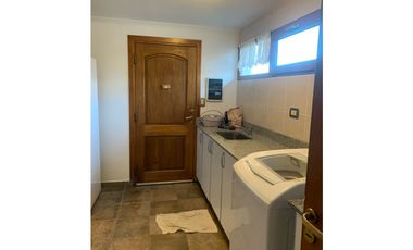 SE ALQUILA IMPORTANTE PROPIEDAD EN EL BOLSÓN