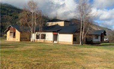 SE ALQUILA IMPORTANTE PROPIEDAD EN EL BOLSÓN