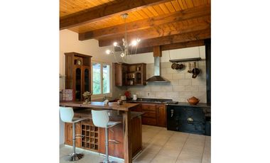 SE ALQUILA IMPORTANTE PROPIEDAD EN EL BOLSÓN