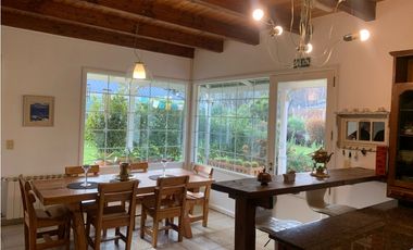 SE ALQUILA IMPORTANTE PROPIEDAD EN EL BOLSÓN