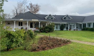 SE ALQUILA IMPORTANTE PROPIEDAD EN EL BOLSÓN