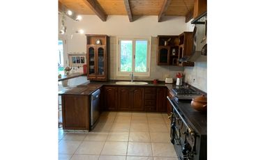 SE ALQUILA IMPORTANTE PROPIEDAD EN EL BOLSÓN