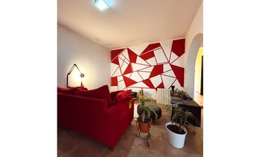 EN VENTA DOS CASAS Y DOS LOCALES COMERCIALES EN CALLE PERÚ