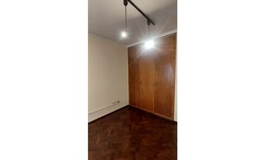 VENTA DEPARTAMENTO FRONTAL 9 DE JULIO  A METROS DE LA PEATONAL