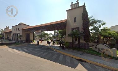 CASA A LA VENTA EN EL FRACCIONAMIENTO HACIENDA DEL REAL, TLAQUEPAQUE, JALISCO, A 10 MINUTOS DEL CENTRO UNIVERSITARIO TONALÁ.