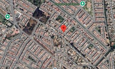CASA A LA VENTA EN EL FRACCIONAMIENTO HACIENDA DEL REAL, TLAQUEPAQUE, JALISCO, A 10 MINUTOS DEL CENTRO UNIVERSITARIO TONALÁ.