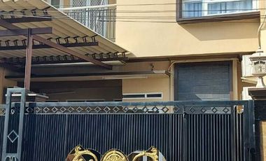 DISEWAKAN RUMAH BAGUS 2LT SIAP HUNI DLM KOMPLEK KEAMANAN 24 JAM CONDET