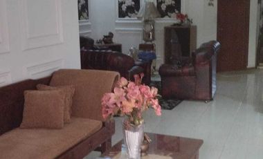 DISEWAKAN RUMAH BAGUS SIAP HUNI DLM CLUSTER DEKAT RAYA CONDET JAKTIM