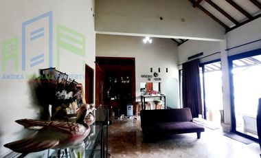 Dijual rumah mewah dengan halaman luas di Boyolali kota