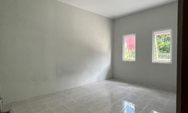 JUAL RUMAH HUNIAN MURAH 3 KAMAR TIDUR GATAK SUKOHARJODEKAT MAYANG