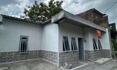 JUAL RUMAH HUNIAN MURAH 3 KAMAR TIDUR GATAK SUKOHARJODEKAT MAYANG