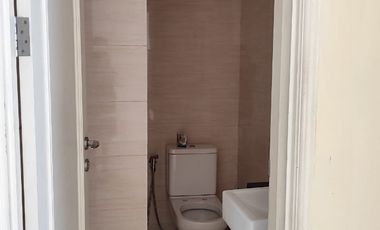 Disewakan Rumah Green lake city GLC uk 6x15 di cluster Favorite