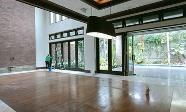 Rumah Mewah Kyai Gede Utama Dago Lokasi Terbaik