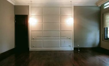 Rumah Mewah Kyai Gede Utama Dago Lokasi Terbaik