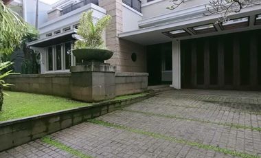 Rumah Mewah Kyai Gede Utama Dago Lokasi Terbaik