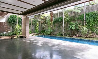 Rumah Mewah Kyai Gede Utama Dago Lokasi Terbaik