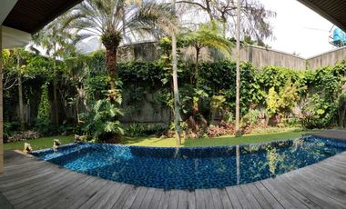 Rumah Mewah Kyai Gede Utama Dago Lokasi Terbaik