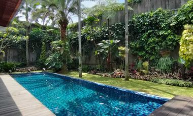 Rumah Mewah Kyai Gede Utama Dago Lokasi Terbaik