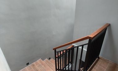 DIJUAL Rumah Siap Huni Jogja 2 Lantai ; Utara Stadion Maguwo Harjo , TURUN HARGA