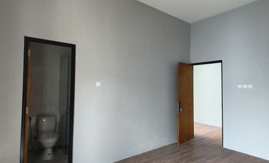 DIJUAL Rumah Siap Huni Jogja 2 Lantai ; Utara Stadion Maguwo Harjo , TURUN HARGA