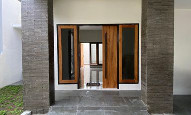 Rumah solo gentan Baki purbayan dekat luwes pajang