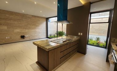 Casa en Venta en Altozano Fraccionamiento privado