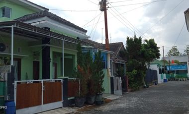 Rumah dalam perumahan sewon, jl parangtritis bantul yogyakarta