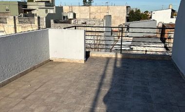 Departamento Tipo Casa en venta en Sarandi Este